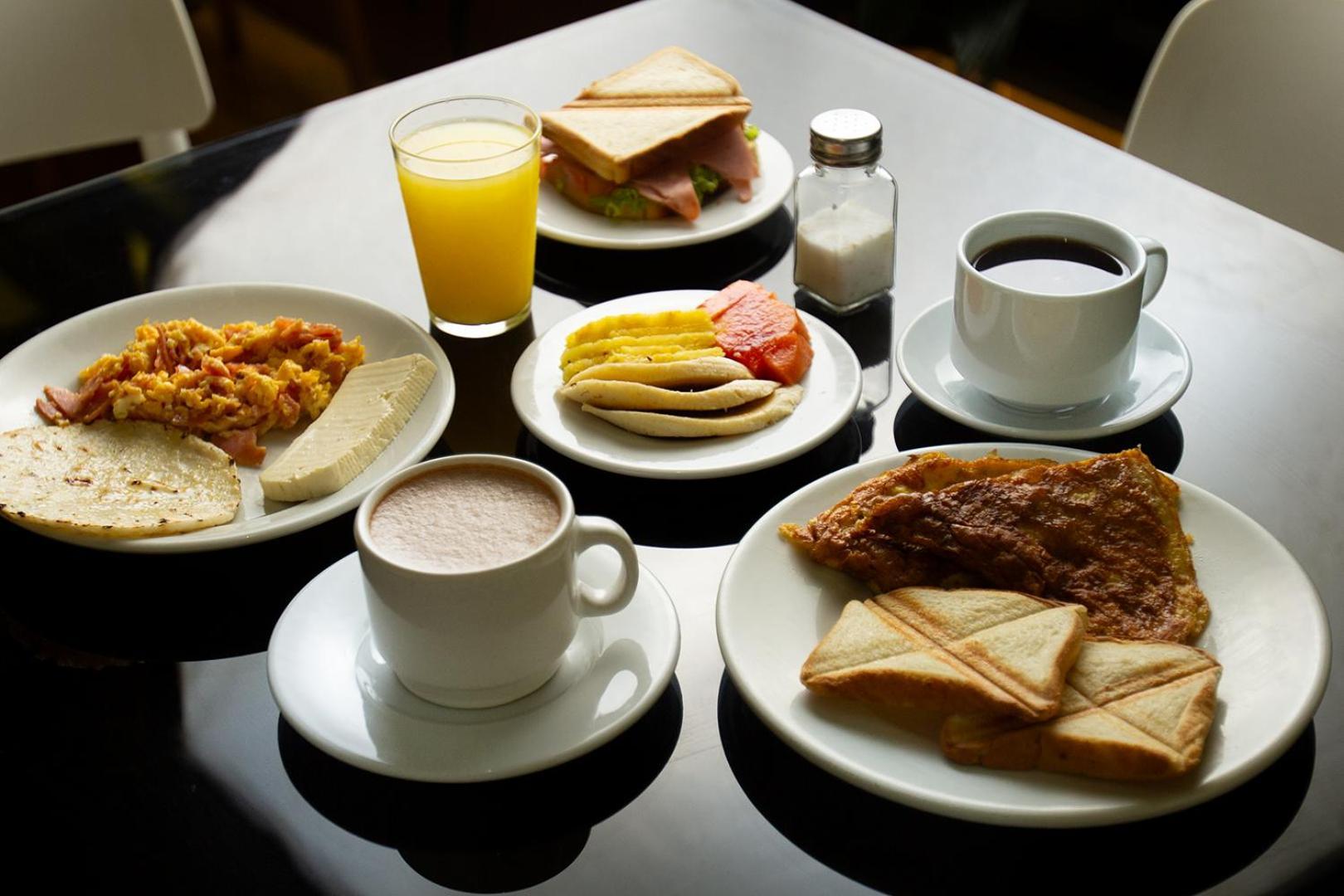 Hotel Veler Restaurante Medellin Ngoại thất bức ảnh