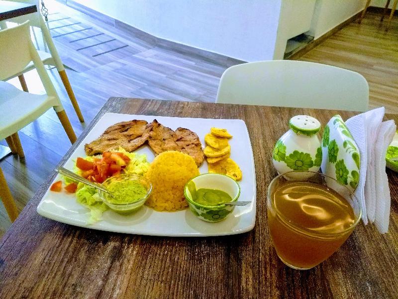 Hotel Veler Restaurante Medellin Ngoại thất bức ảnh